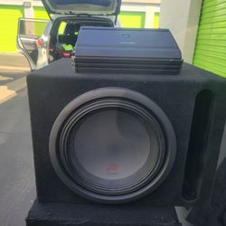 UNA BOCINA Y AMPLIFIER 