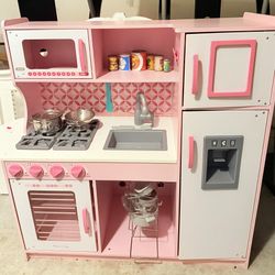 Barbie Kitchen