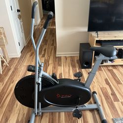 Exercise Bike w/moving Handle Bars