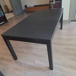 IKEA Dining Table, Extendable + 4 chairs