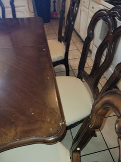 San Marino diningroom set