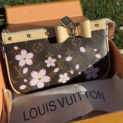 Murakami flower purse