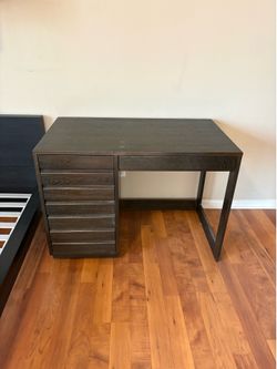 Desk with drawers, antique quality