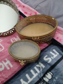 Jewelry boxes with glass top