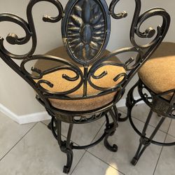 Table Set & Barstools