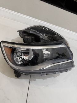 Chevy Colorado headlights