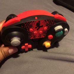 nintendo switch control.  in good condition