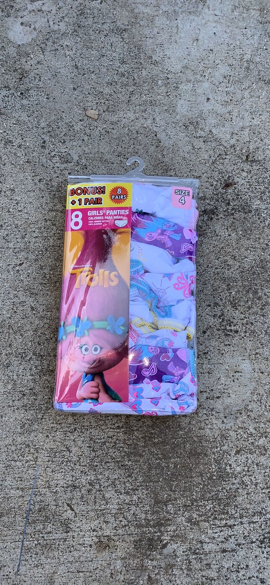 New in package girls toddlers trolls underwear panties size 4