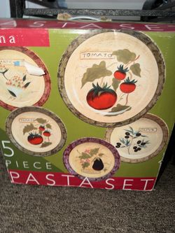 Brand new pasta set