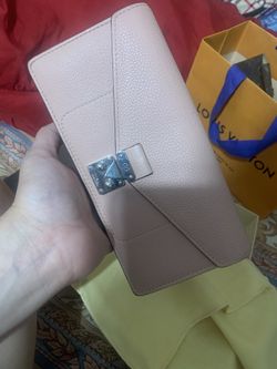 Authentic Louis Vuitton Veau Cachemire Dauphine Wallet Magnolia