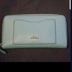 Authentic Coach Wallet 