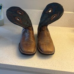 wide square toe boots