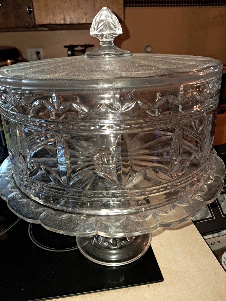 Cake Holder