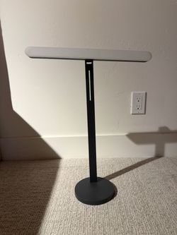 Logitech Litra Beam LED Streaming Key Light VR0031 with Stand