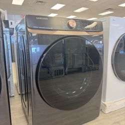 Samsung Stackable Smart Electric Dryer With Steam And Sensor Dry In Black 