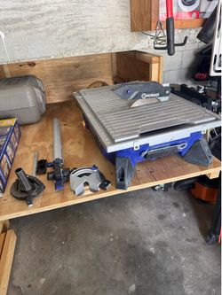 Kolbalt electric saw