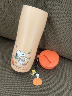 Starbucks Peanuts Snoopy tumbler