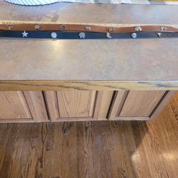 Womans western leather belts with 7 silver concho accents