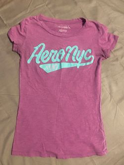 Aeropostale tee size xs