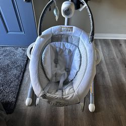 Graco Soothe N Sway LX