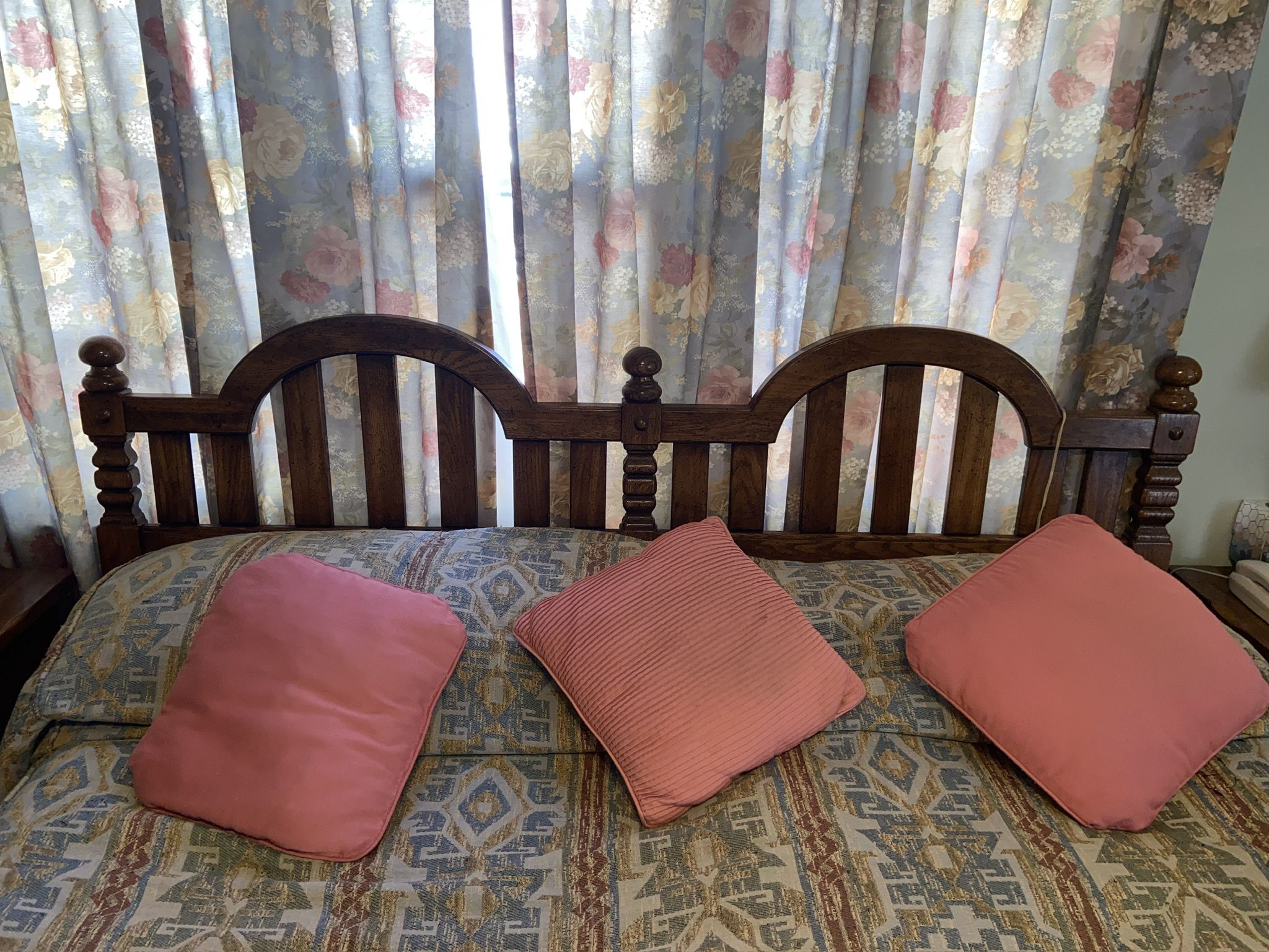 Bedroom Furniture Set
