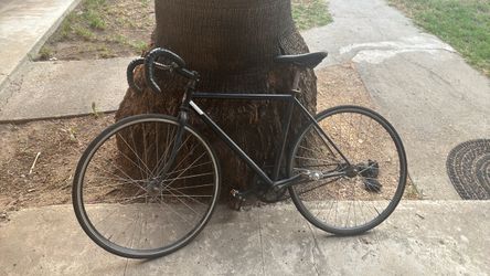 Fixed Gear Bike (Fixie)