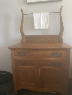 Vintage oak wash stand.