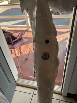 Moncler Size Small 