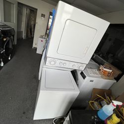24” WHIRLPOOL GAS STACKABLE WASHER AND DRYER 