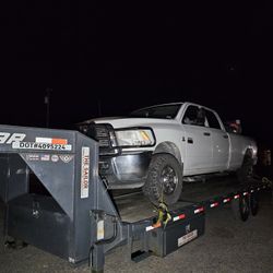 Towing Fifth Wheel & Gooseneck 