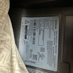 Samsung KU7000 49 Inch TV