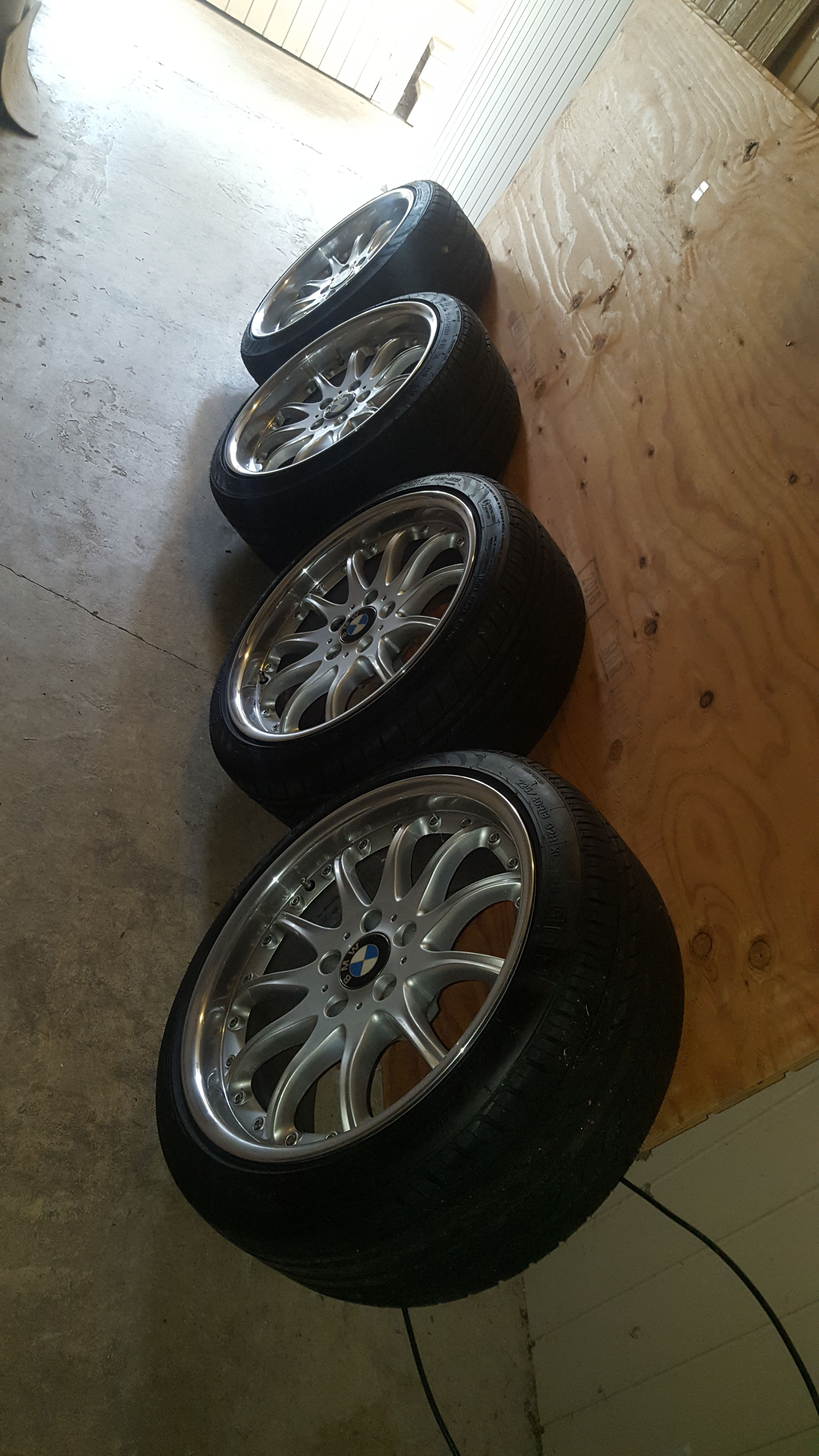 Staggered BMW Hartge Classic replica wheels 5x120