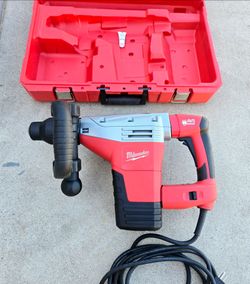 Milwaukee SDS-MAX Demolition Hammer 5546-21