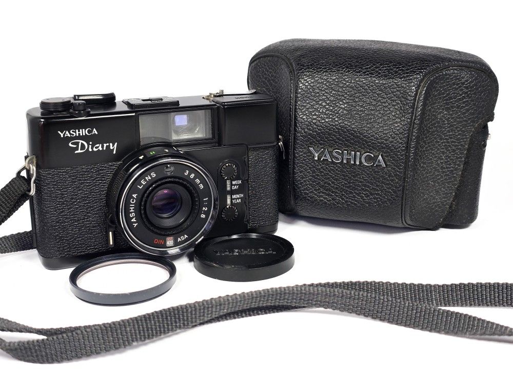 Near MINT Rare Black Yashica Diary 35mm Camera w/ Yashica 38mm Lens - WORKS GREAT!!