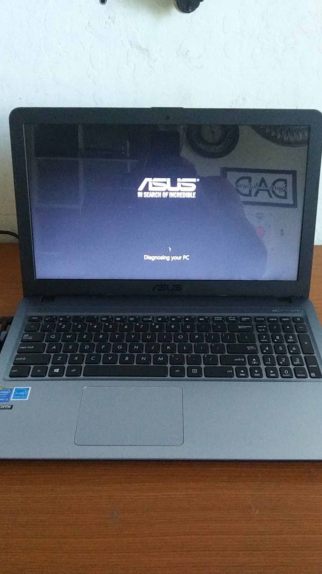 Asus x540L laptop computer