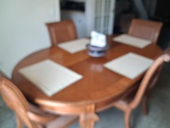 Dinner  room  table with chairs