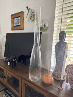 Floor vase