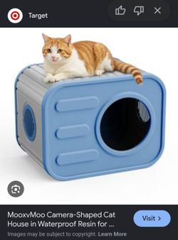 Cat house like new indoor and outdoor $10