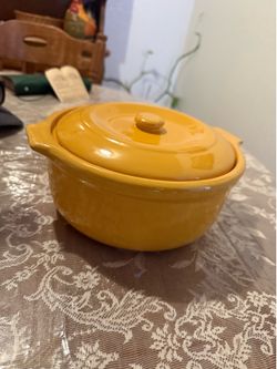 Yellow pot