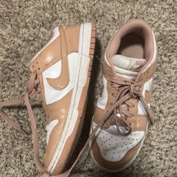Nike Women’s Dunks 