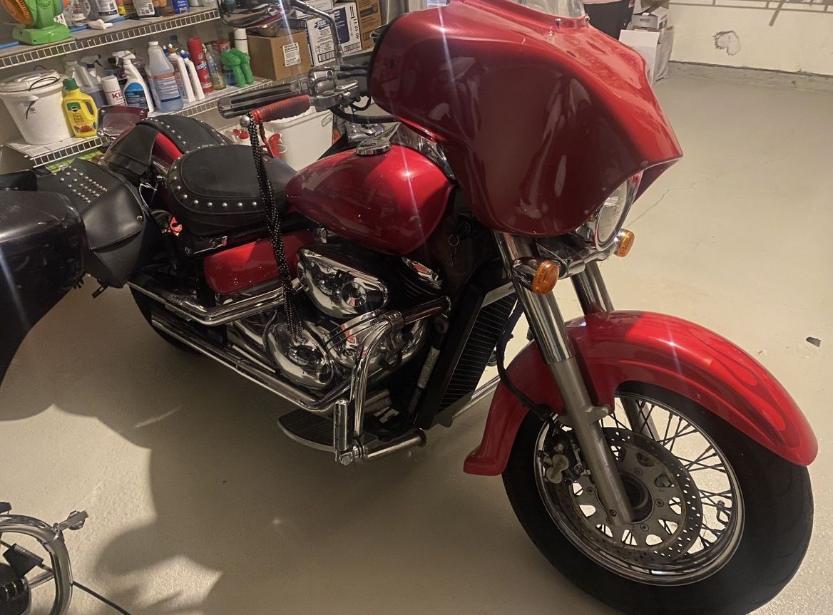 2005 Suzuki Boulevard 800