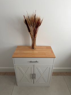 Storage cabinet