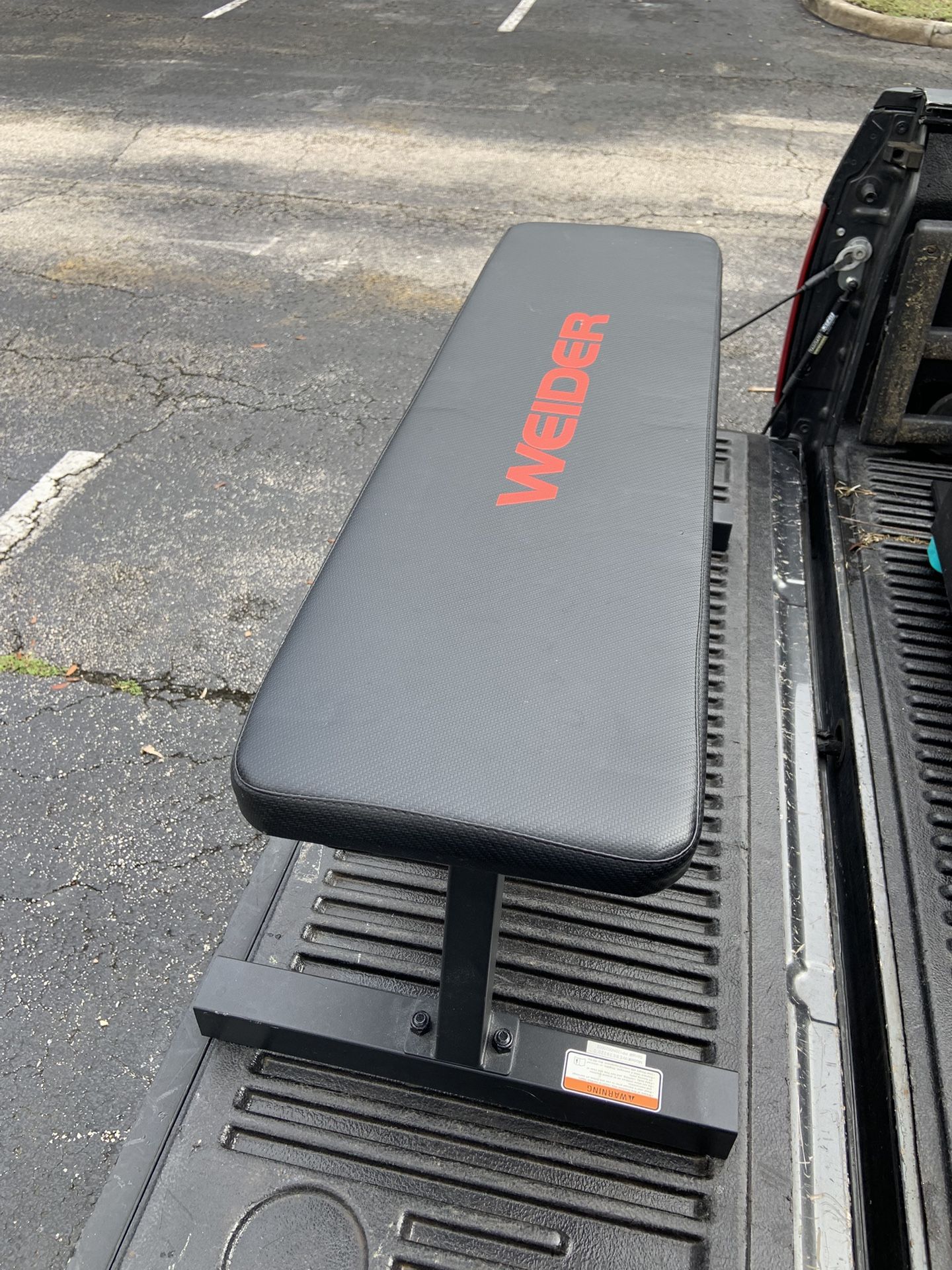 Weider Legacy Flat Bench for Dumbbell Weight Training and Body Weight Exercises