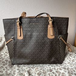 MICHAEL MICHAEL KORS Medium Logo Tote Bag 