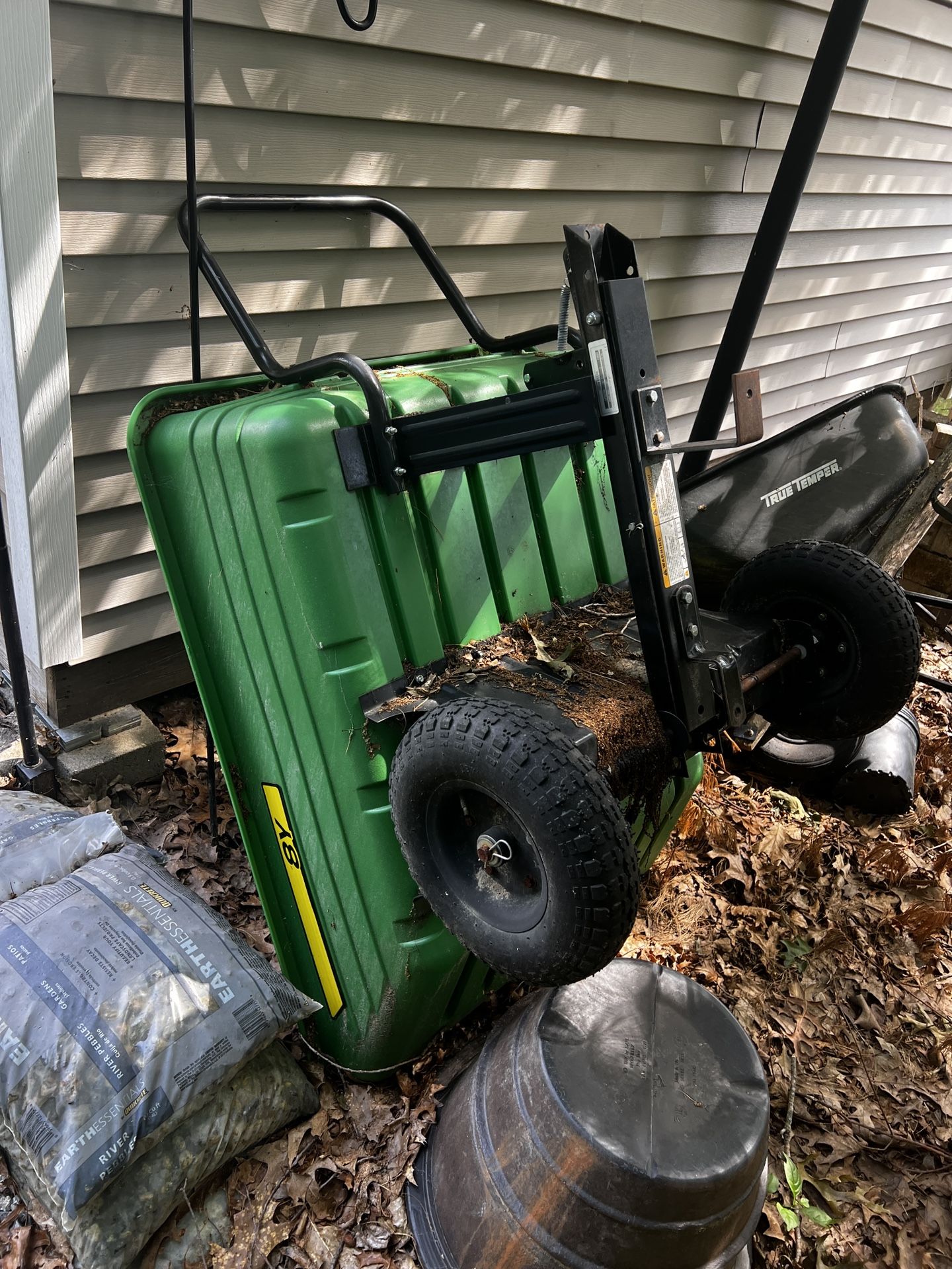 John Deere Dump Cart