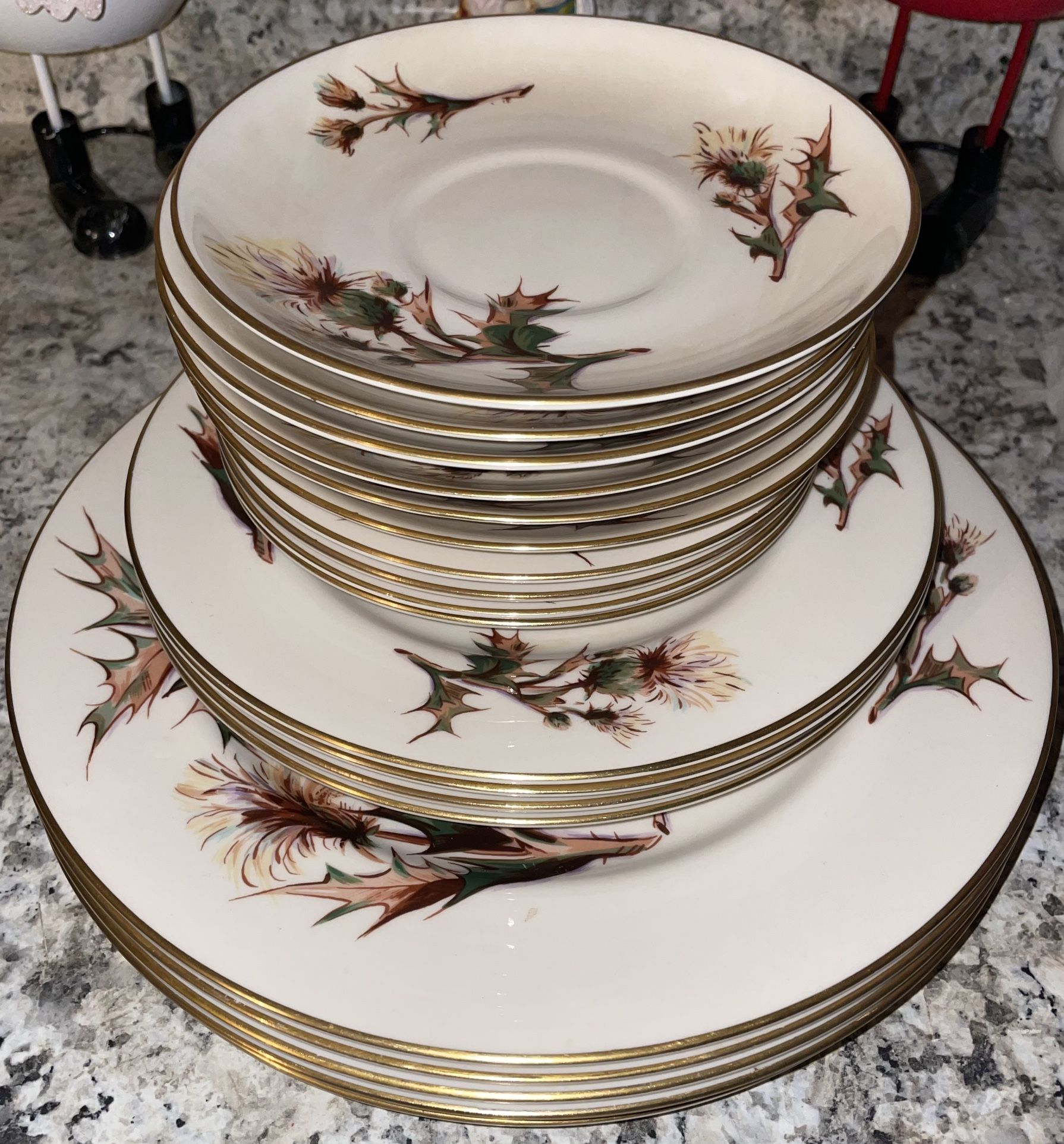 Flintridge China Thistle Pattern Vintage 19 Pc Plate Set