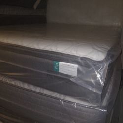 🎉💯🎉💯 $399 Queen Sealy Posturphedic Plus Pillow Top Mattress Available $399  🎉💯🎉💯