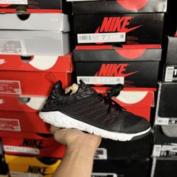 Jordan Flight Flex Trainer Black size 8 VNDS