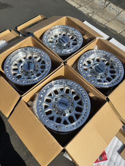 Brand New 17x8.5 KMC “235” GRENADE CRAWL BEADLOCK Wheels 8 Lug Wheels For GMC Chevy and Dodge Ram Trucks