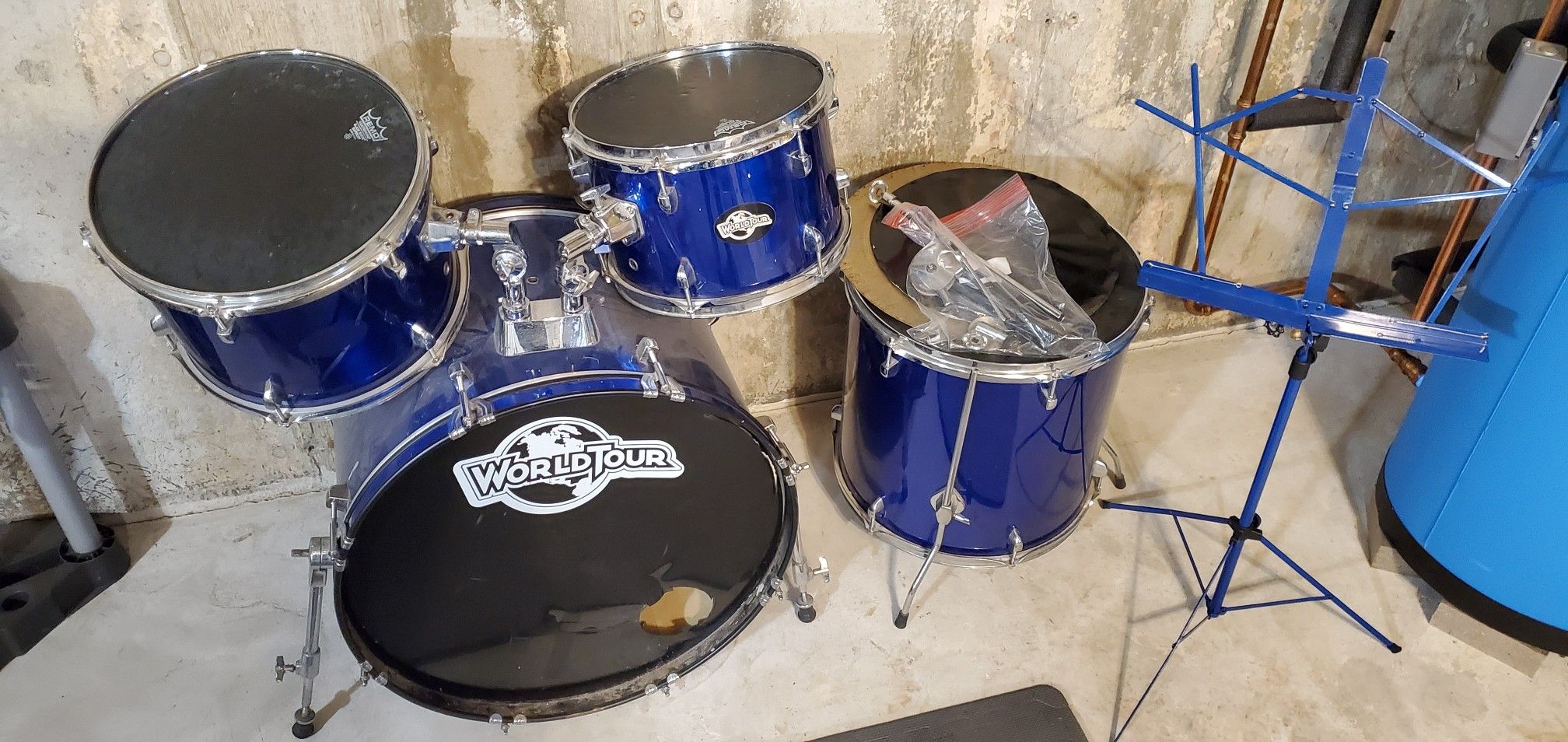 Drums set with cymbals good parts